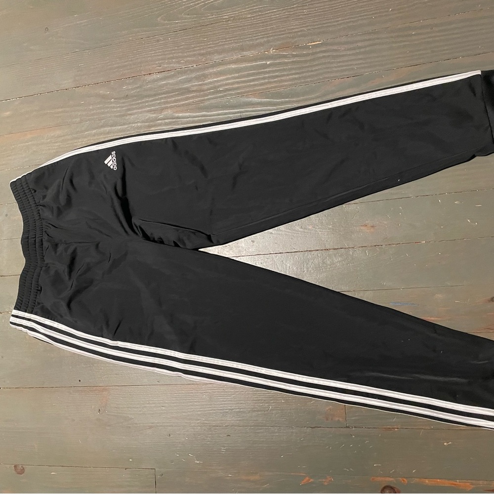 black adidas sweat pants size XL